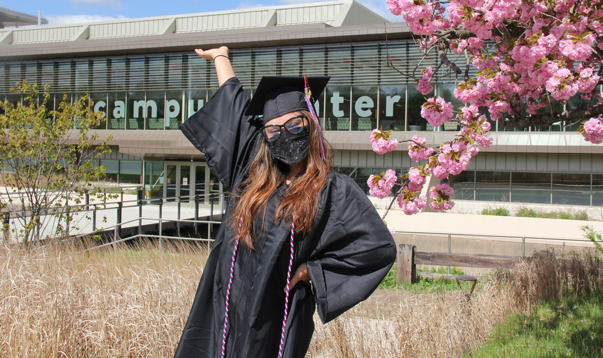 In-Person Pomp | Holyoke Community College