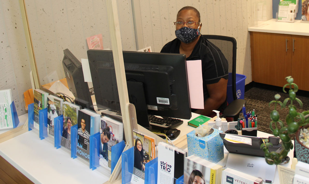 Mieko Dennis staffs the HCC Admissions office welcome desk.