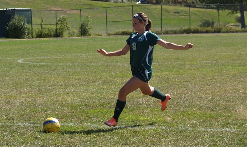 Cat Hotham women's soccer