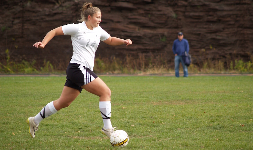 Nat Galindo women's soccer 