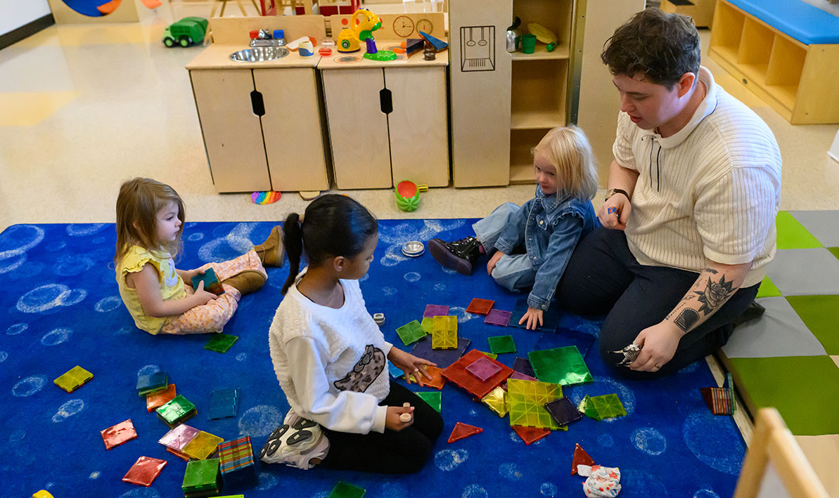 Itsy Bitsy Child Watch Center