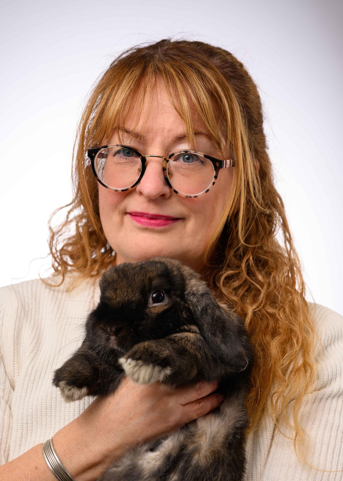 Christine O'Neill with rabbit